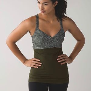 Lululemon Wrap It Up Tank Jazzy White Gator Green